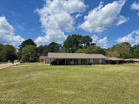 2582 Napolean Ave, Pearl, MS 39208 photo 2