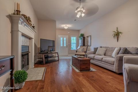 859 Cardinal Ln, Hernando, MS 38632 photo 9