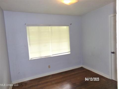 316 Barnes St, Jackson, MS 39206 photo 6