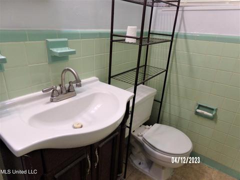 316 Barnes St, Jackson, MS 39206 photo 9