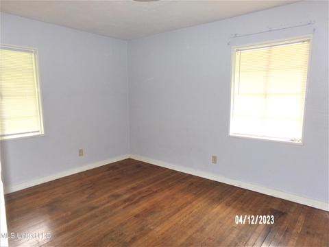 316 Barnes St, Jackson, MS 39206 photo 10