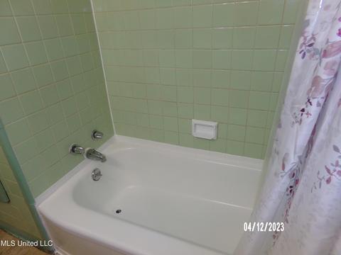 316 Barnes St, Jackson, MS 39206 photo 8