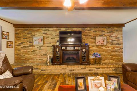 2947 Bee Tree Rd, Richton, MS 39476 photo 3