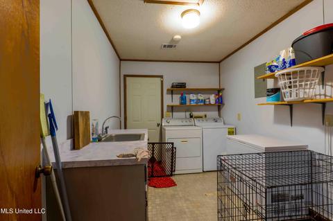 2947 Bee Tree Rd, Richton, MS 39476 photo 9