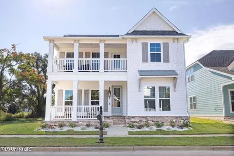 107 Everly Cir, Ocean Springs, MS 39564