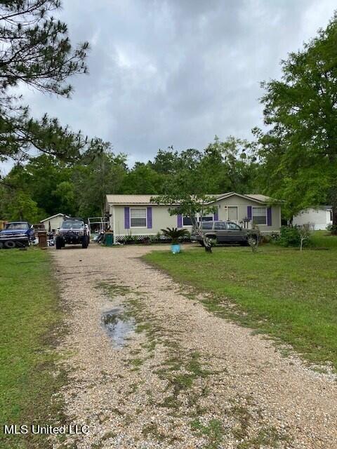 7048 E Larkin Pl, Biloxi, MS 39532 photo 2