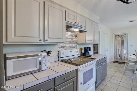 1410 E 3rd St, Forest, MS 39074 photo 14