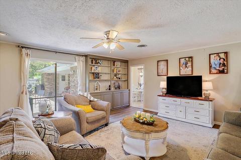 1410 E 3rd St, Forest, MS 39074 photo 10