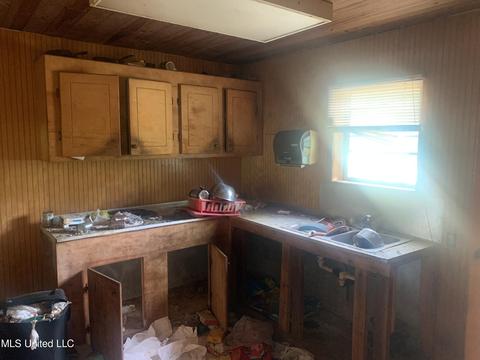 208 County Road 19, Stringer, MS 39481 photo 11