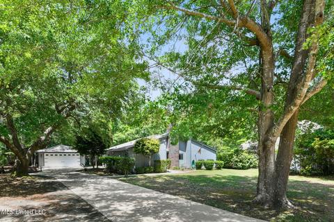 7892 Hilo Way, Diamondhead, MS 39525 photo 1