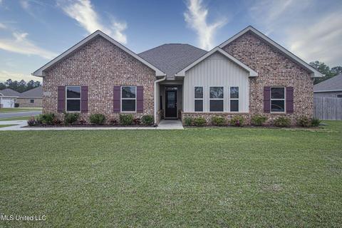10560 Sweet Bay Dr, Gulfport, MS 39503
