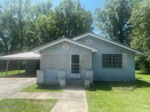 707 Jarrell St, Picayune, MS 39466