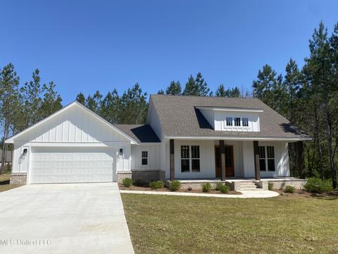 13 Brunswick Pt, Sumrall, MS 39482