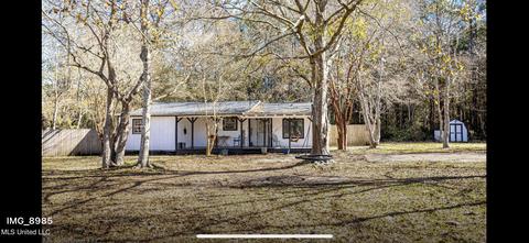 3012 Ridgedale Rd, Gautier, MS 39553