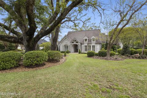9025 Victoria Cir, Gulfport, MS 39503