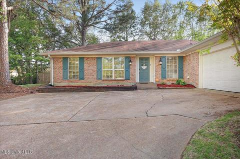 200 Hampton St, Clinton, MS 39056 photo 5