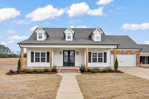 7604 Crosswinds Blvd, Hernando, MS 38632 photo 1