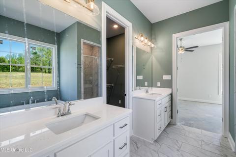 9133 Highland Meadows Dr, Hernando, MS 38632 photo 17
