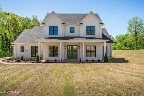 9133 Highland Meadows Dr, Hernando, MS 38632