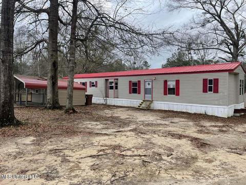 17580 Jones Ln, Saucier, MS 39574