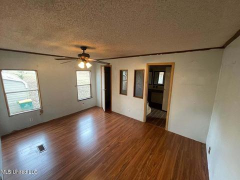 17580 Jones Ln, Saucier, MS 39574 photo 11
