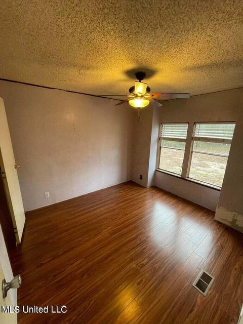 17580 Jones Ln, Saucier, MS 39574 photo 16