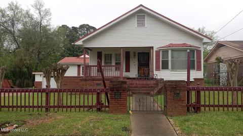 1094 Adams St, Grenada, MS 38901 photo 1