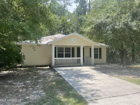7047 W Marion St, Bay Saint Louis, MS 39520