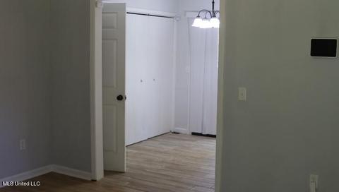 1047 Cherry Stone Circle Cir, Clinton, MS 39056 photo 10