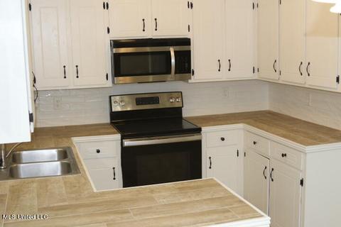 1047 Cherry Stone Circle Cir, Clinton, MS 39056 photo 15