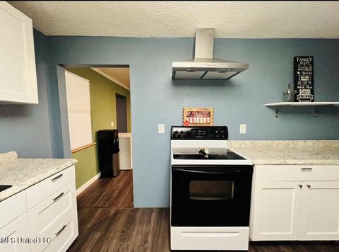 7401 Old Stage Rd, Moss Point, MS 39563 photo 11
