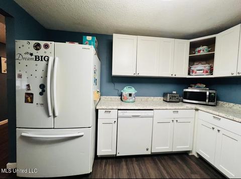 7401 Old Stage Rd, Moss Point, MS 39563 photo 12