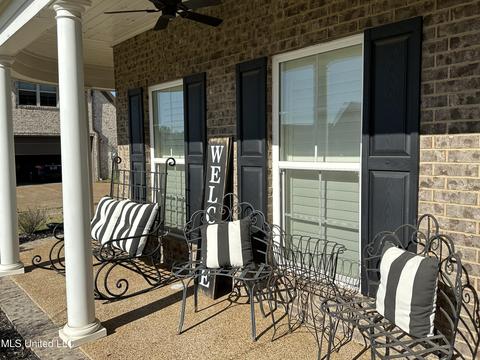 4770 S Balterson Loop, Olive Branch, MS 38654 photo 2
