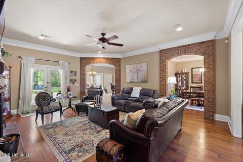 445 N Brandon Blvd, Brandon, MS 39042 photo 9