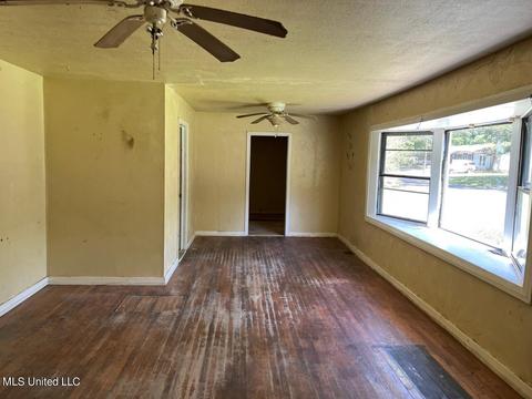 4241 El Paso Ave, Jackson, MS 39206 photo 3