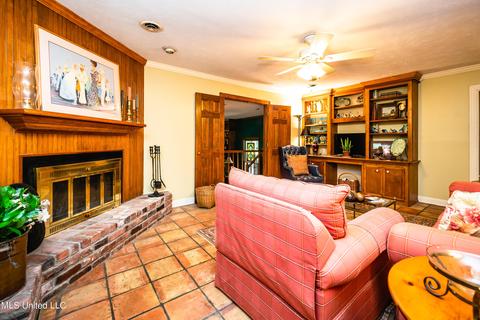 223 Chippewa Cir, Jackson, MS 39211 photo 10