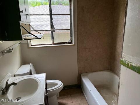 433 Lawrence Rd, Jackson, MS 39206 photo 4