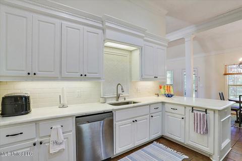 229 Lighthouse Ln, Brandon, MS 39047 photo 9