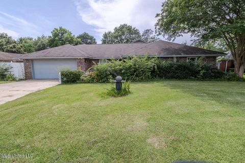 15470 N Parkwood Dr, Gulfport, MS 39503