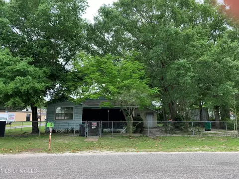 2526 17th Ave, Gulfport, MS 39501