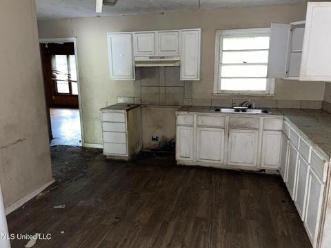 925 Oleander Ave, Jackson, MS 39204 photo 3