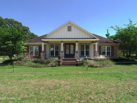 3218 Howell Tanner Chapel Rd, Lucedale, MS 39452 photo 1
