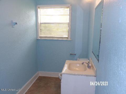 1925 Wingfield Cir, Jackson, MS 39209 photo 11
