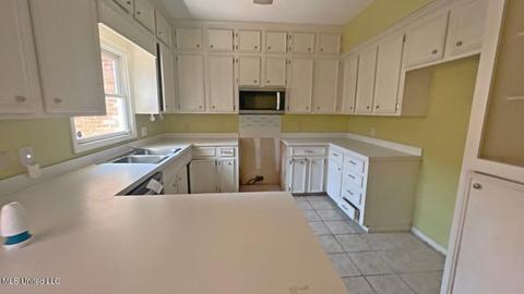 1012 Bayridge Dr, Jackson, MS 39211 photo 3