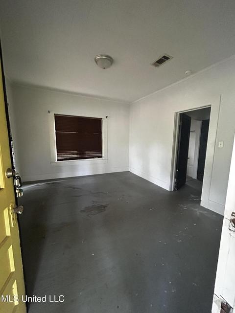 5024 Elder St, Moss Point, MS 39563 photo 4