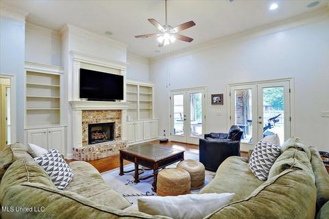 409 Julee Cir, Brandon, MS 39042 photo 8