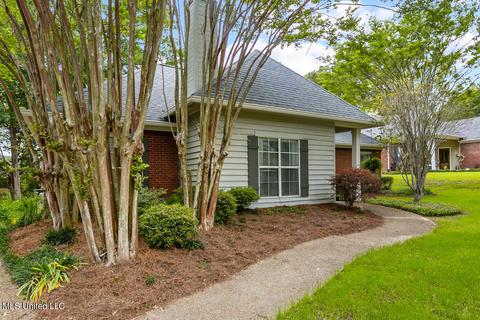 518 Spring Hill Dr, Madison, MS 39110 photo 2