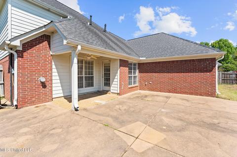 9026 Hickory Dr, Olive Branch, MS 38654 photo 14