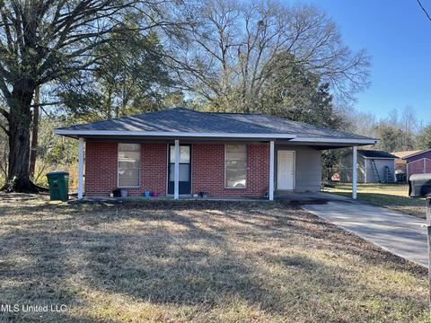 4719 Cardinal Dr, Gulfport, MS 39501