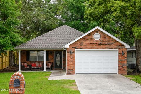 205 S Cleveland Ave, Long Beach, MS 39560 photo 1